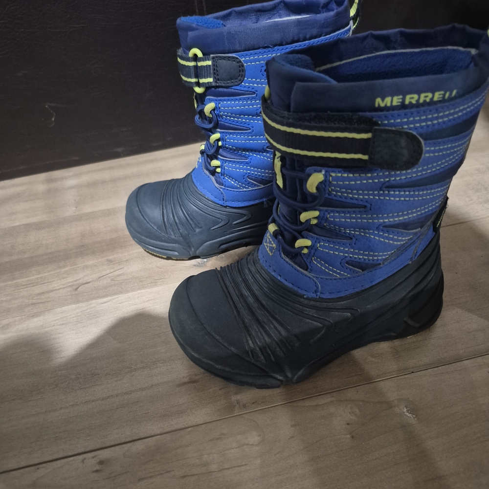Merrell Kids Blue and Black Snow Boots